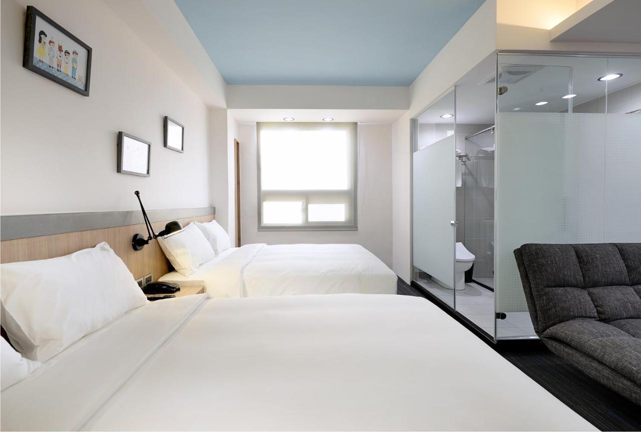 Hommie Inn Taichung Exterior photo