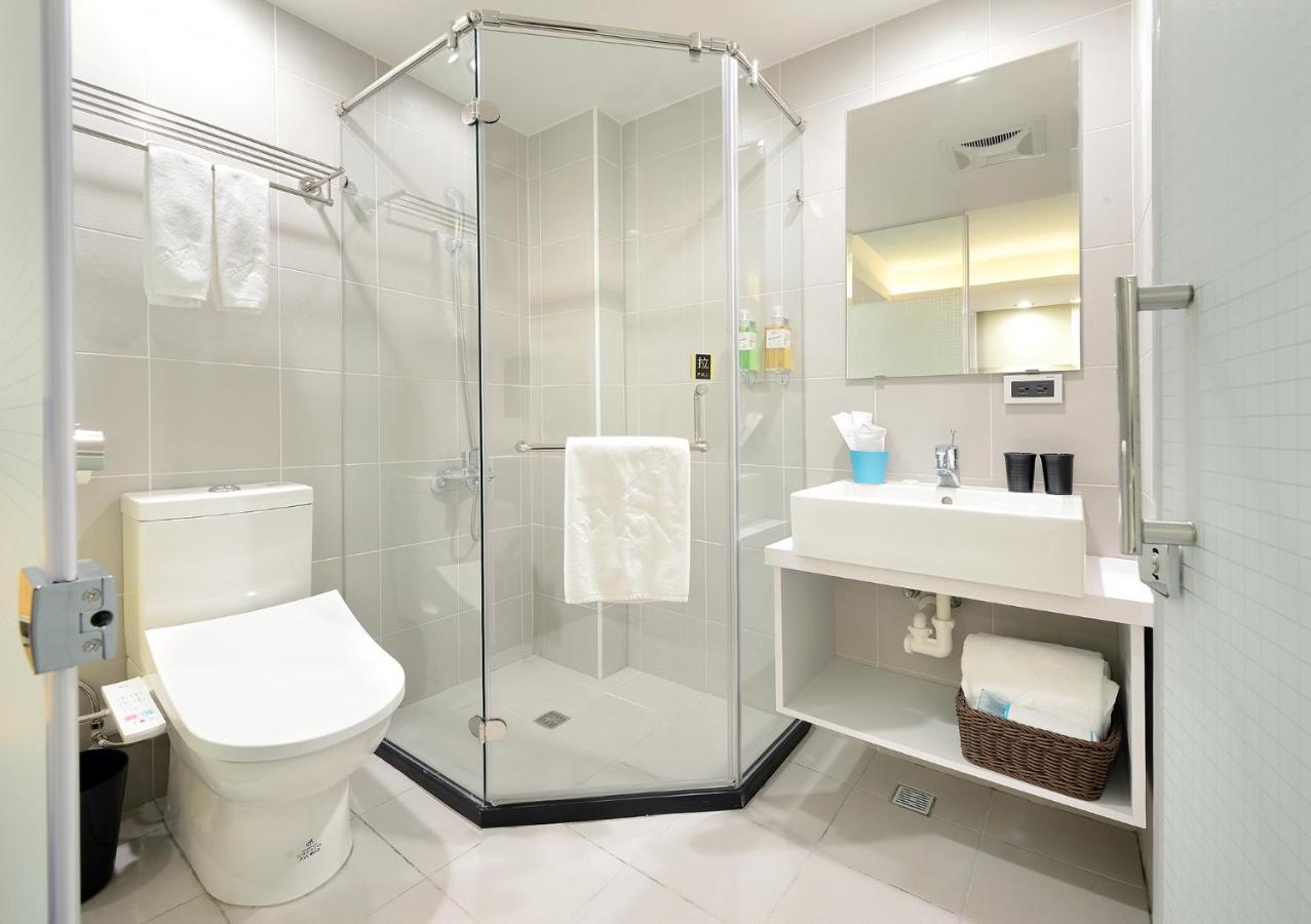 Hommie Inn Taichung Exterior photo