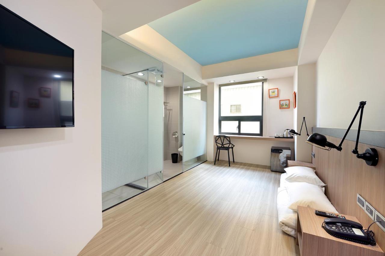 Hommie Inn Taichung Exterior photo