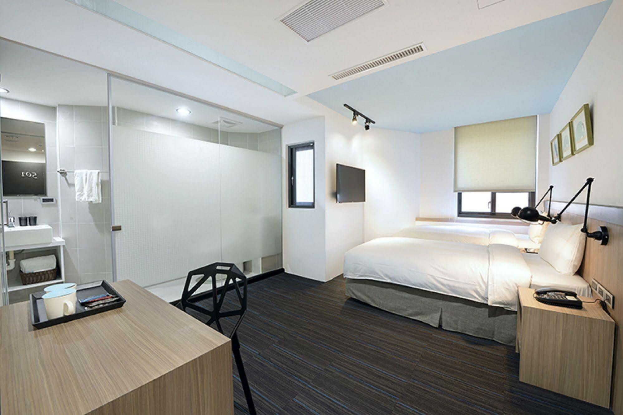Hommie Inn Taichung Exterior photo