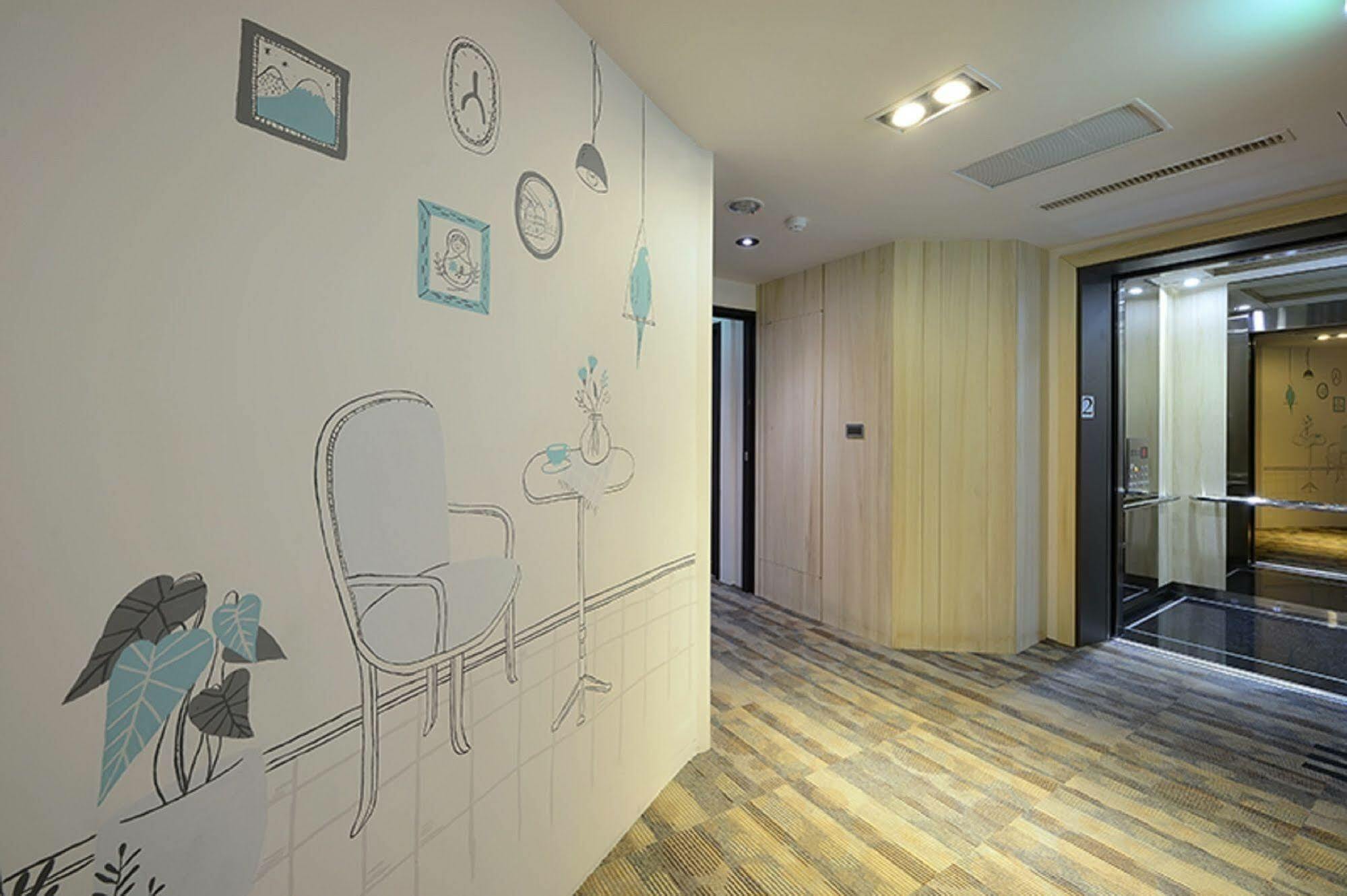 Hommie Inn Taichung Exterior photo